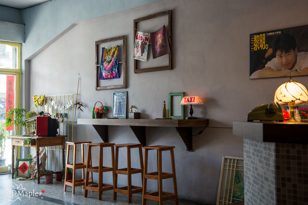 高雄鼓山-早頓小室tsa-tng room-聽黑膠音樂品嘗舊時代的憧憬