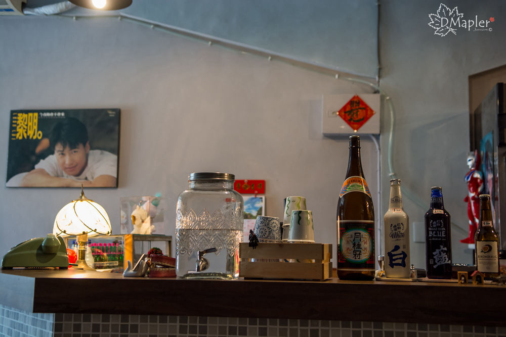 高雄鼓山-早頓小室tsa-tng room-聽黑膠音樂品嘗舊時代的憧憬