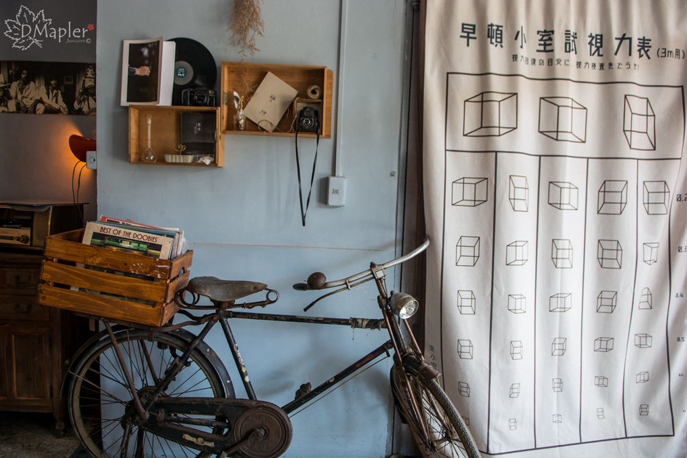 高雄鼓山-早頓小室tsa-tng room-聽黑膠音樂品嘗舊時代的憧憬