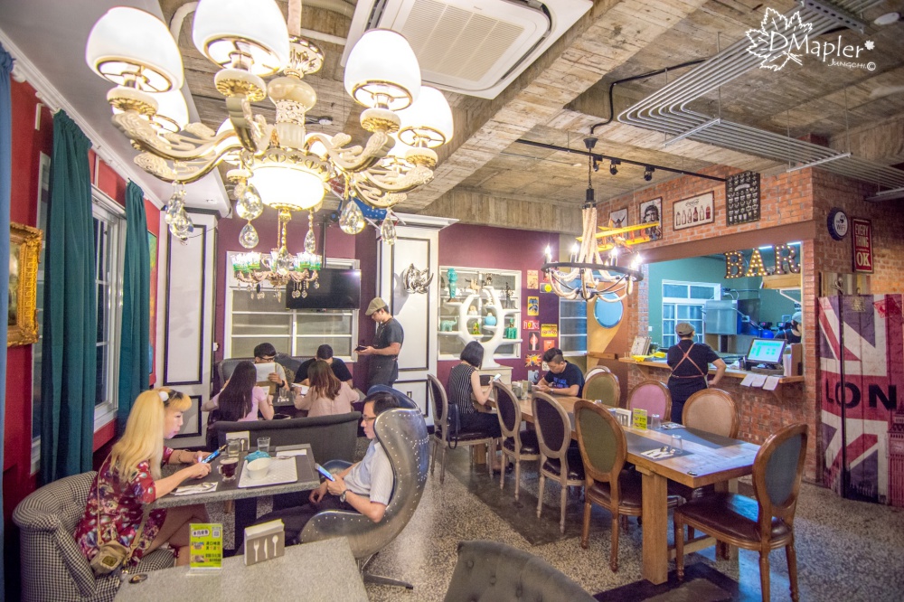 Café AL-咖啡阿拉丁神燈|傢具×燈飾×美食之超浮誇網美集散地