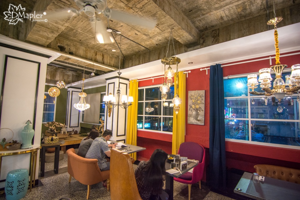 Café AL-咖啡阿拉丁神燈|傢具×燈飾×美食之超浮誇網美集散地