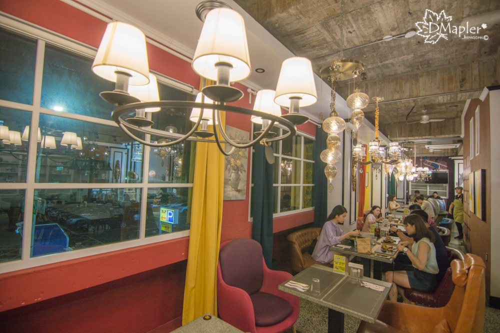 Café AL-咖啡阿拉丁神燈|傢具×燈飾×美食之超浮誇網美集散地