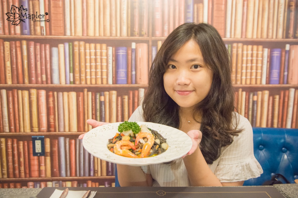 Café AL-咖啡阿拉丁神燈|傢具×燈飾×美食之超浮誇網美集散地