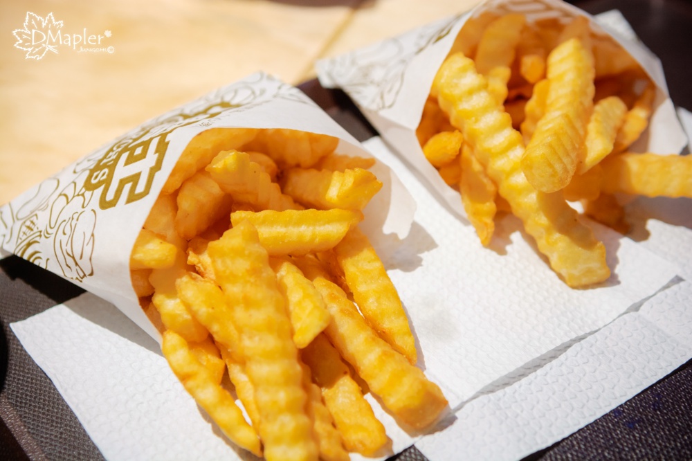 德州小騎士炸雞(六合店)-Lounge Bar風格速食店回味記憶中的美味炸雞